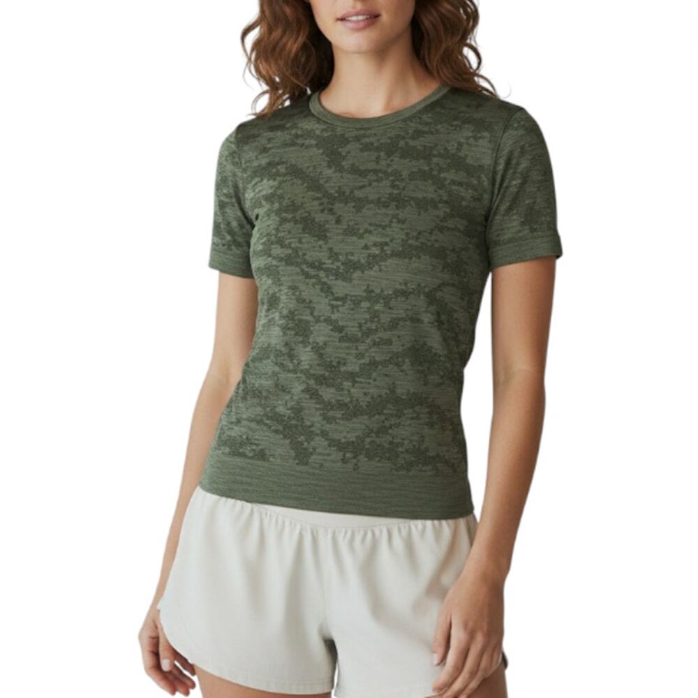 LULULEMON Swiftly Breathe Short Sleeve Top Sz M Green Athletic Everyday Travel